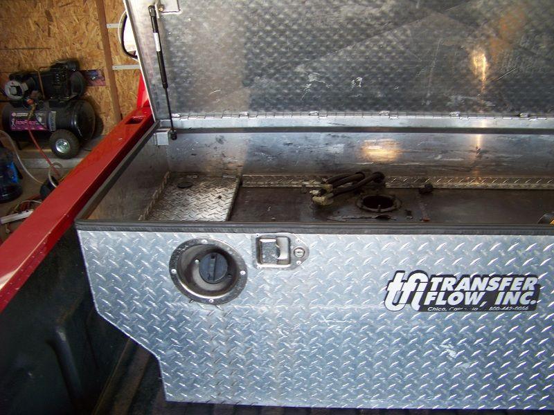 100_3359 toolbox tank resized.jpg