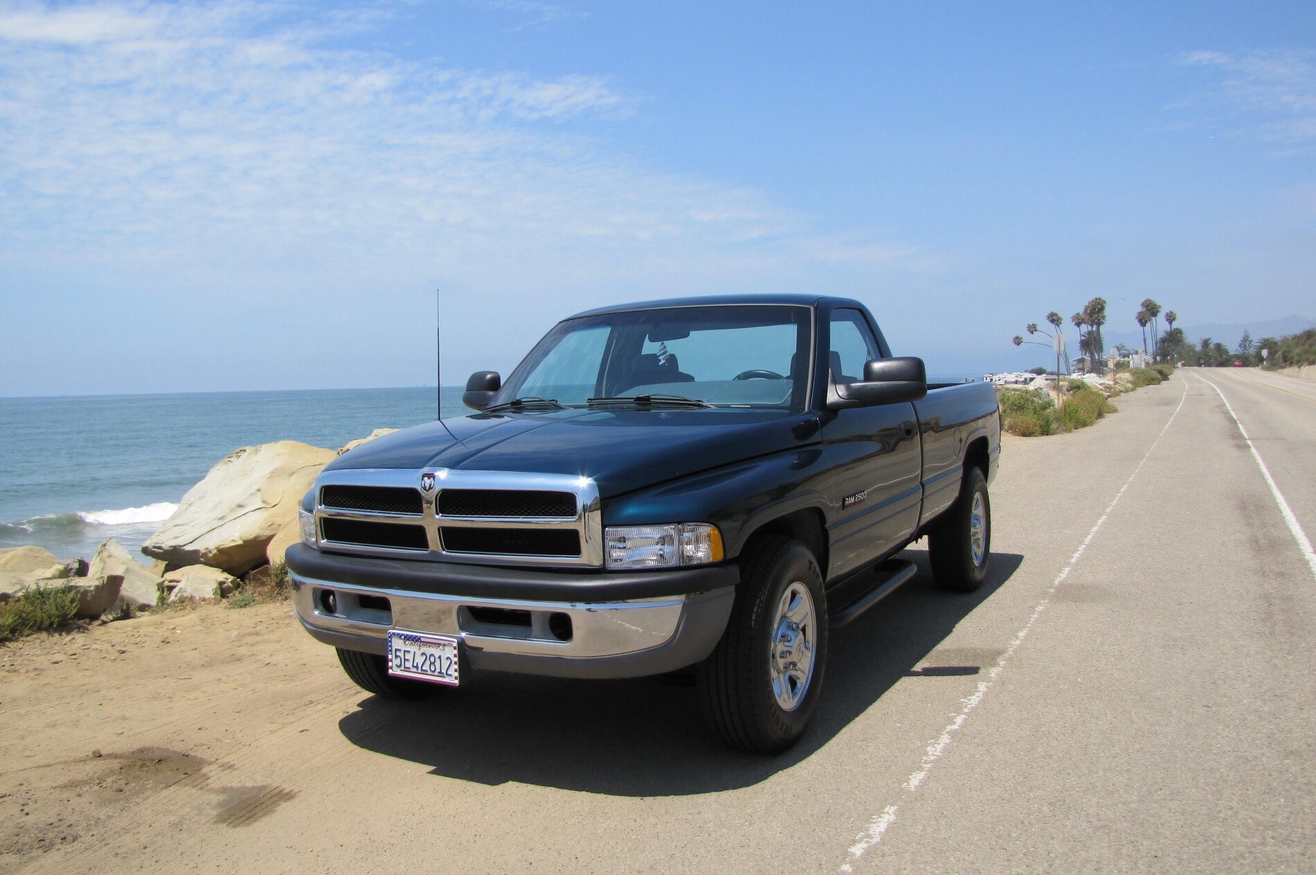 1995 Dodge ram 2500 diesel side front.jpg