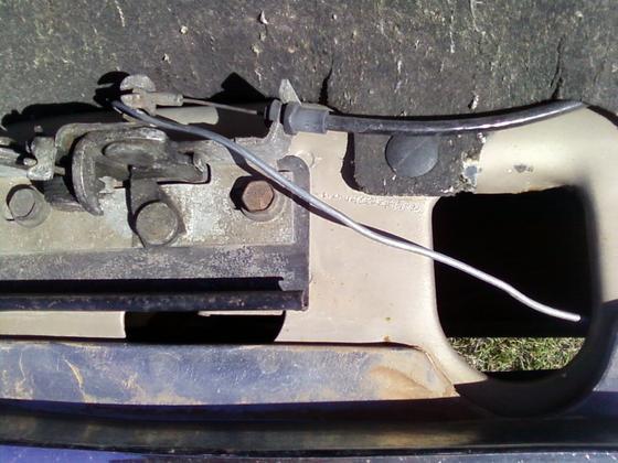 1stgenhoodlatch.jpg