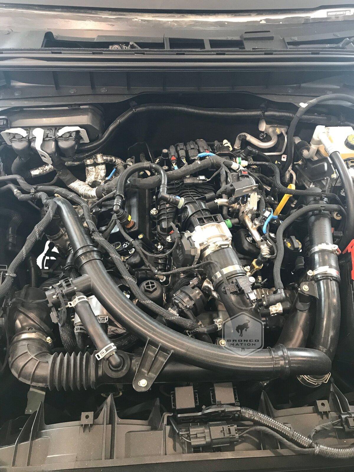 2.7L Engine Compartment 2021 Ford Bronco 3.jpg