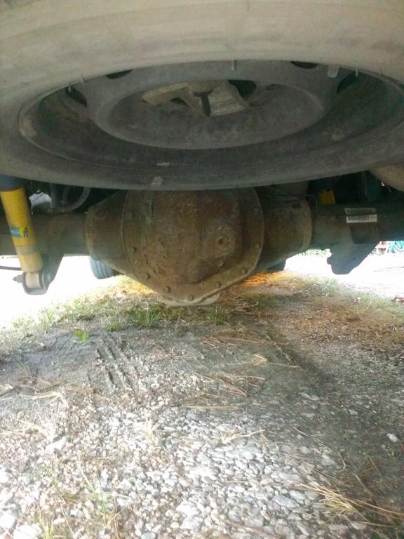 2006 Ram 2500 differential.jpg