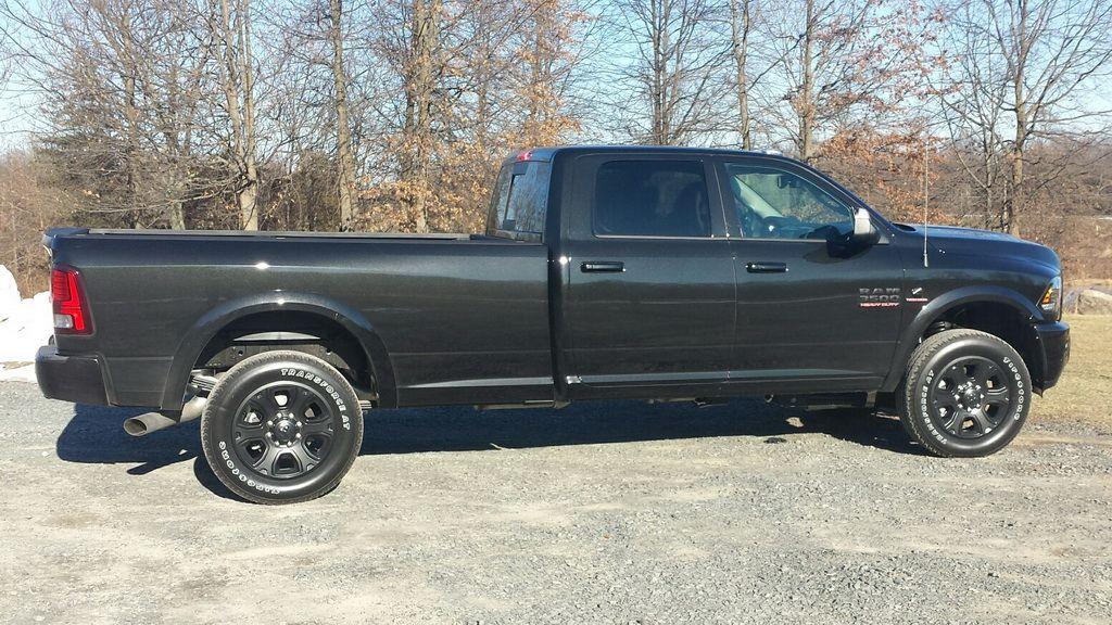 2016-RAM-3500-Black-4.jpg