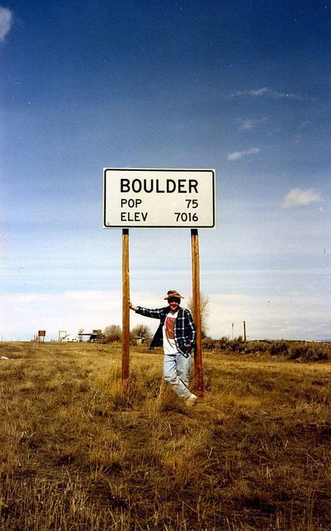 500px-Me_boulder_wyoming.jpg