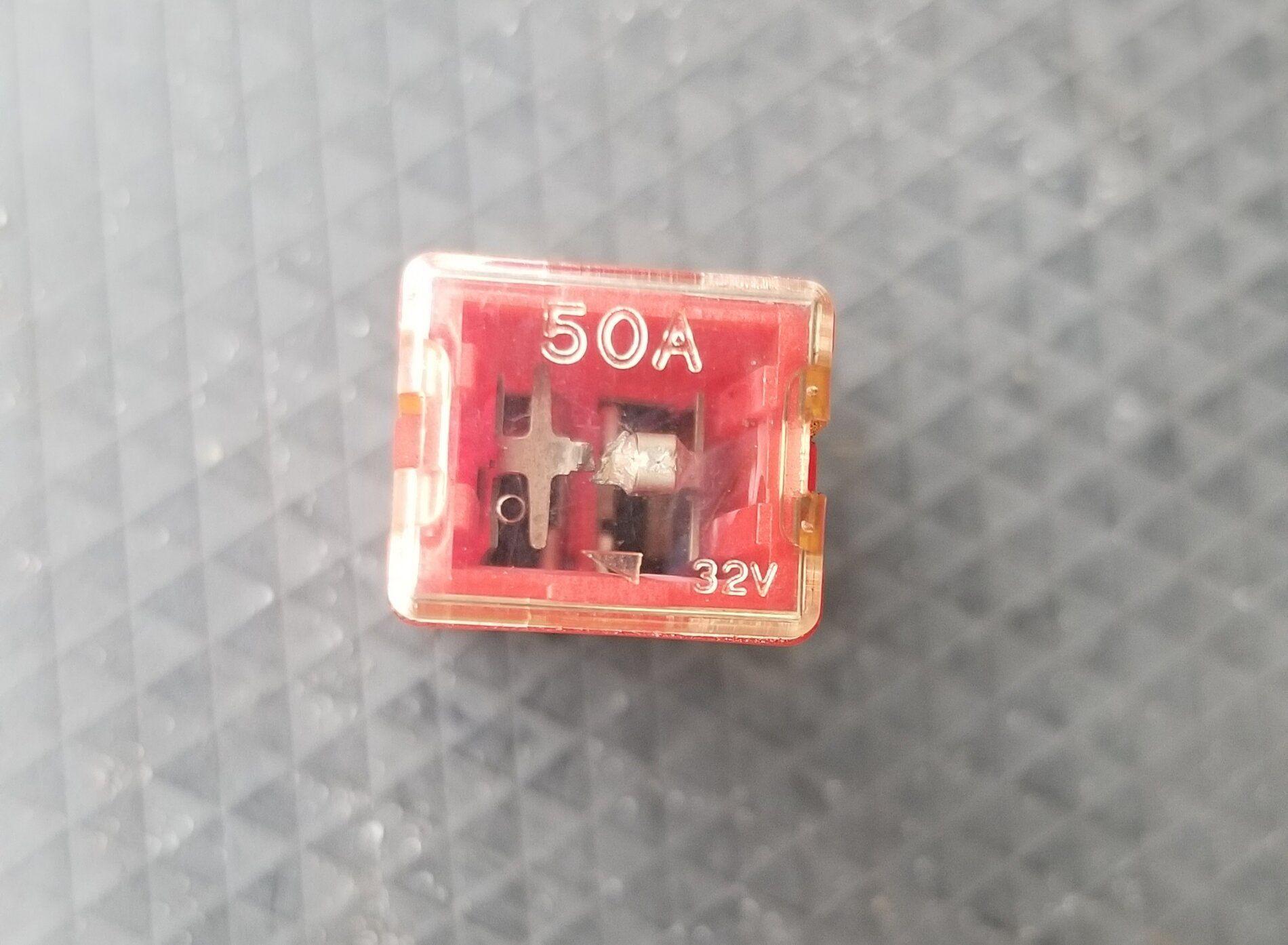 50ampfuse.jpg