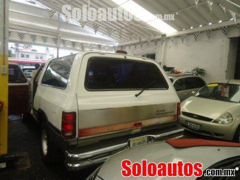 92ramcharger_mexican_2.jpg