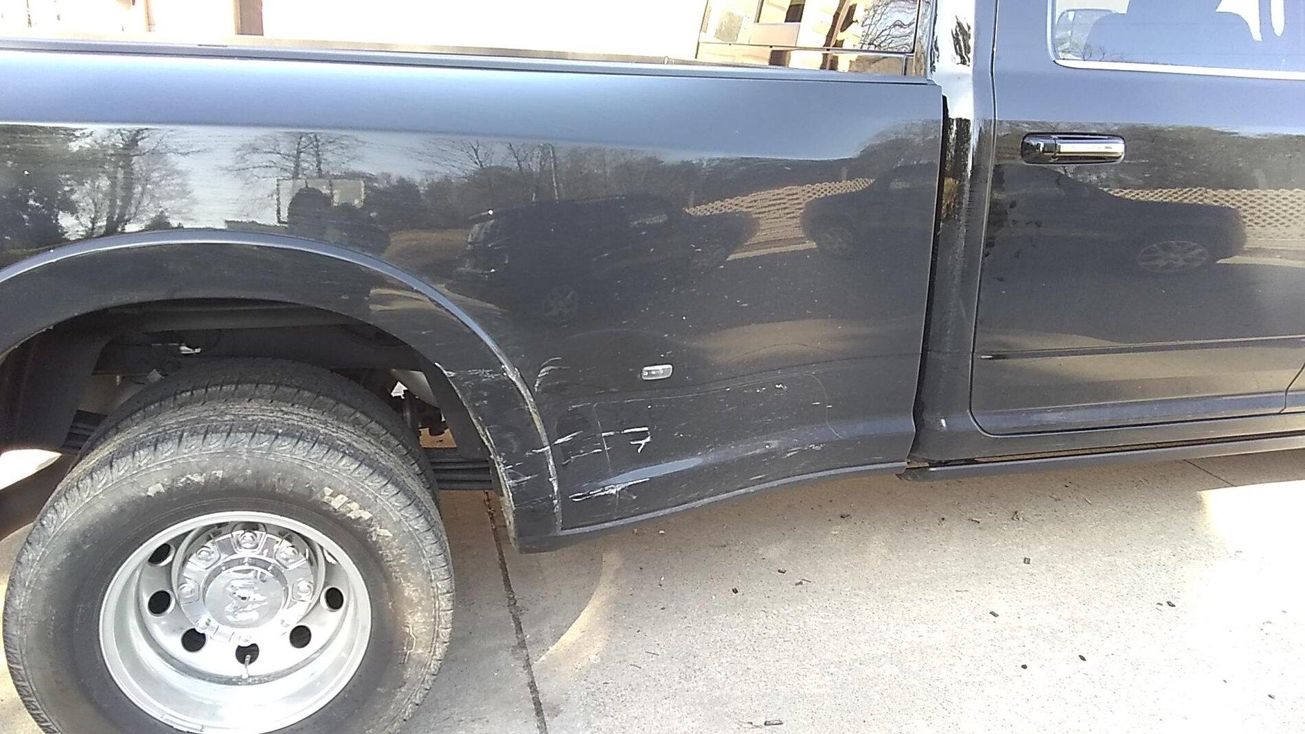 a90792dd-cae5-41fe-845b-47729509fed8-Damage-5.jpg