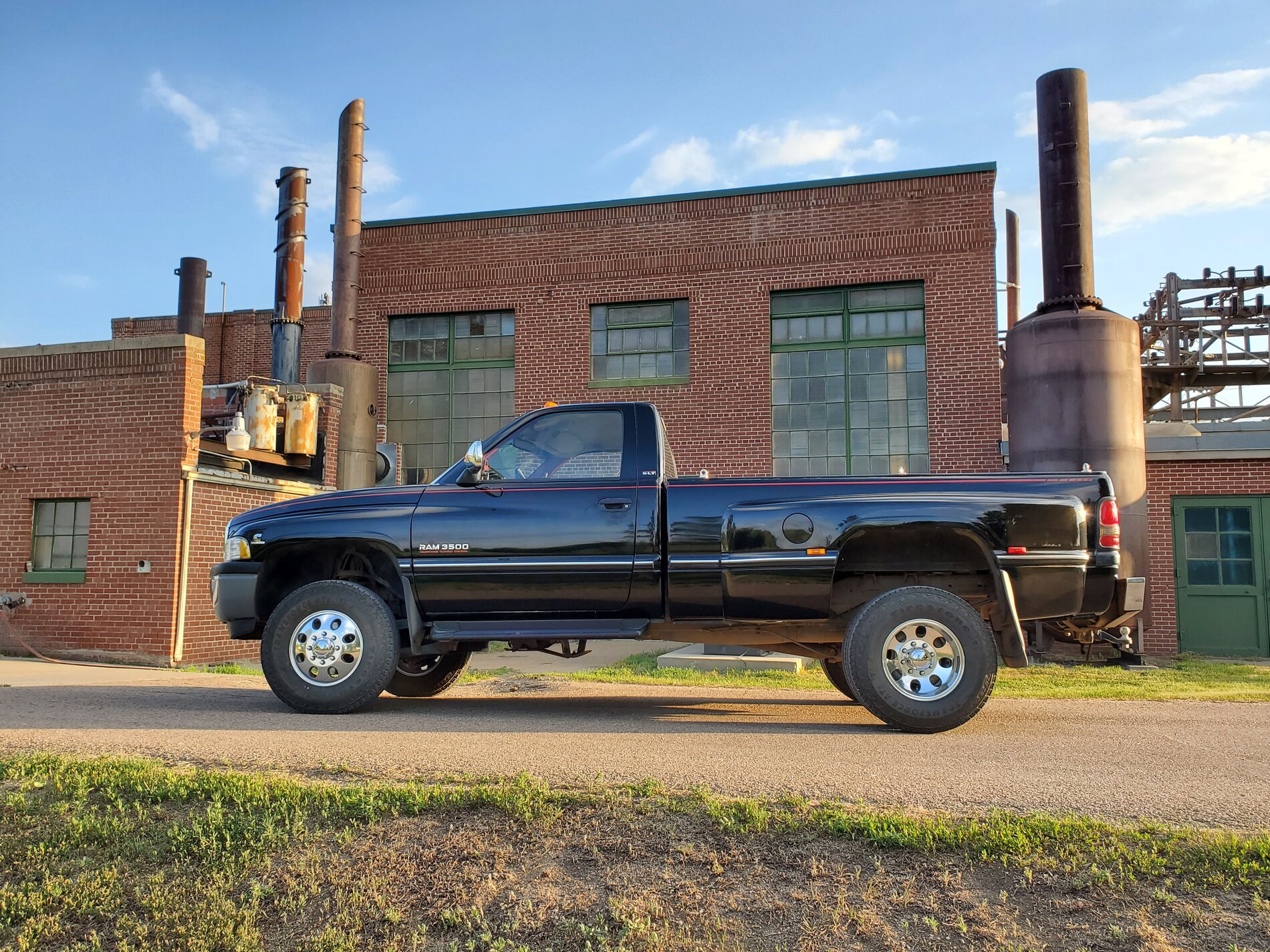 Alm94Dodge1.jpg