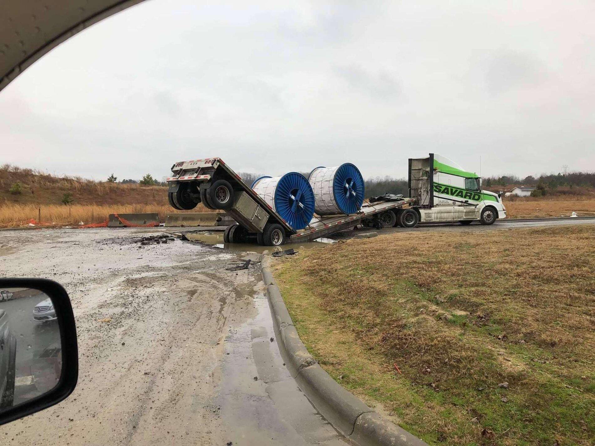 Bent Trailer 01-23-19.jpg