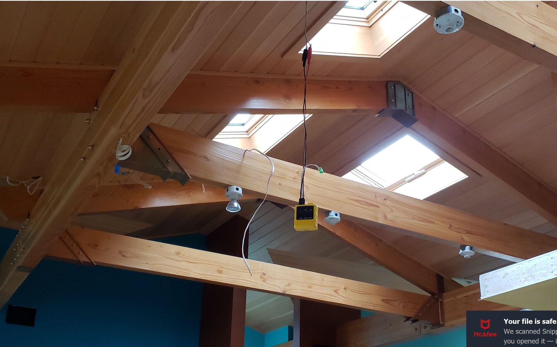 ceiling1.JPG