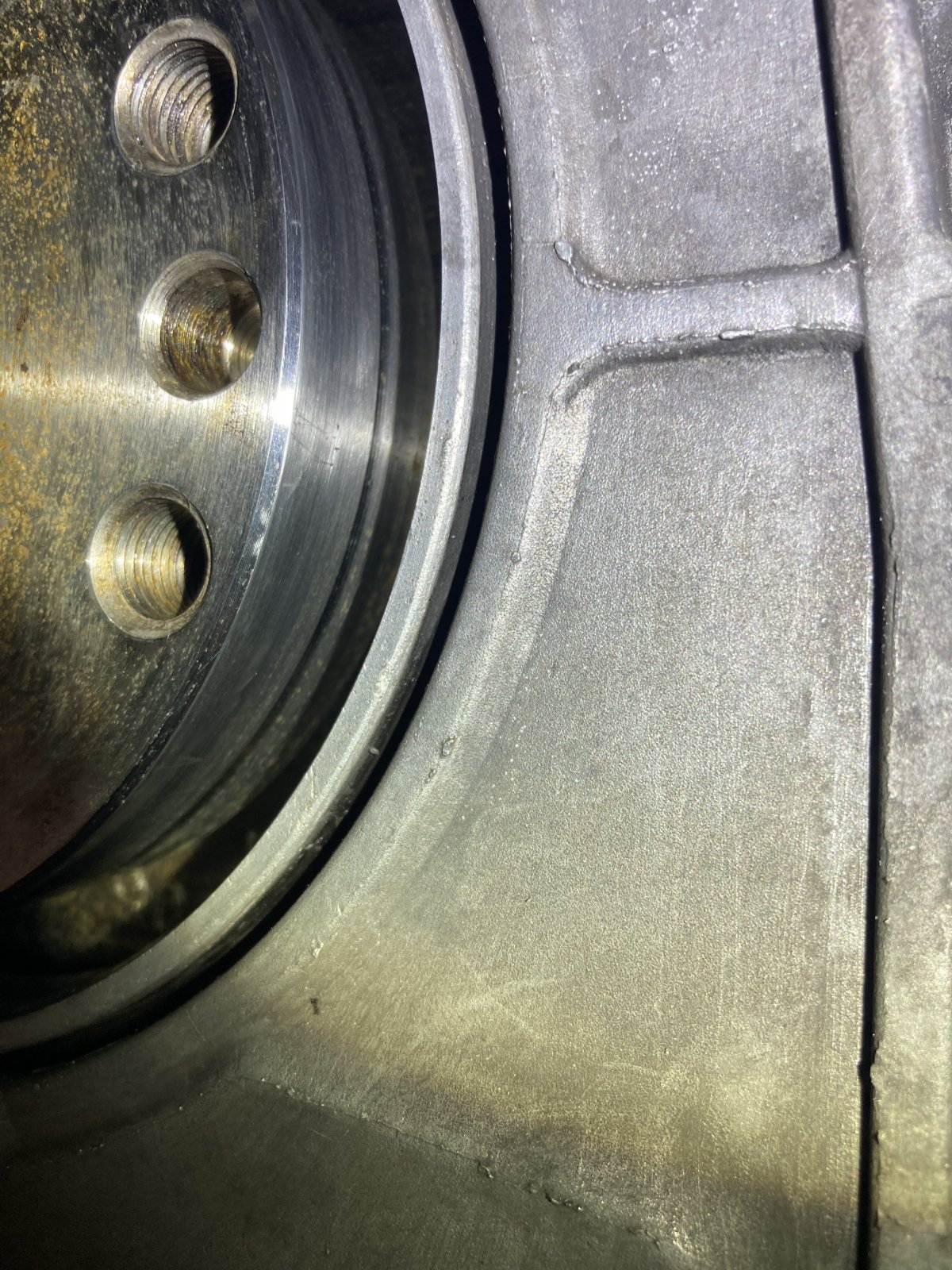 crank seal dirty 2.JPG