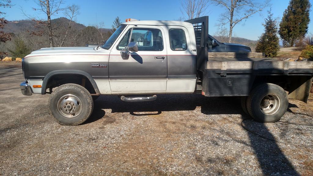 Dodge truck.jpg