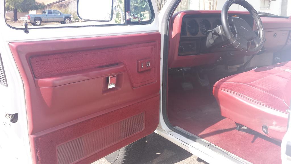 door panel left.jpg