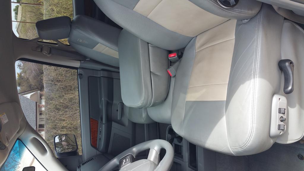 Driv side interi.jpg