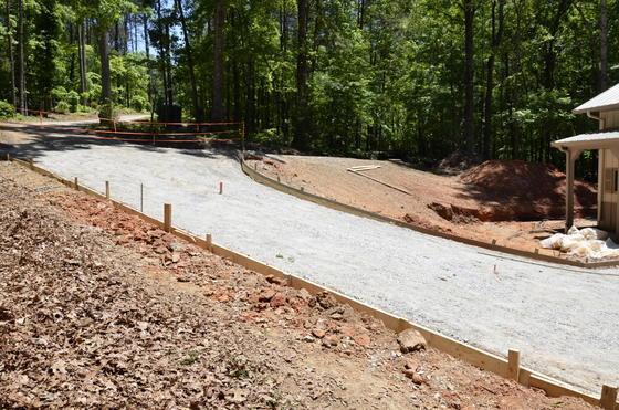 Drive way Footers.jpg