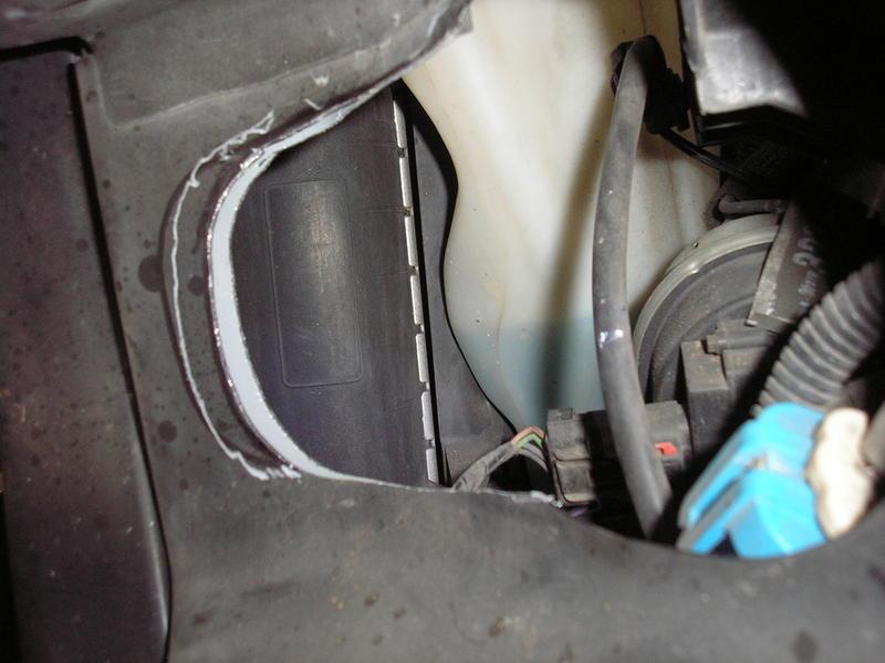 Driver side cut out.resized.jpg