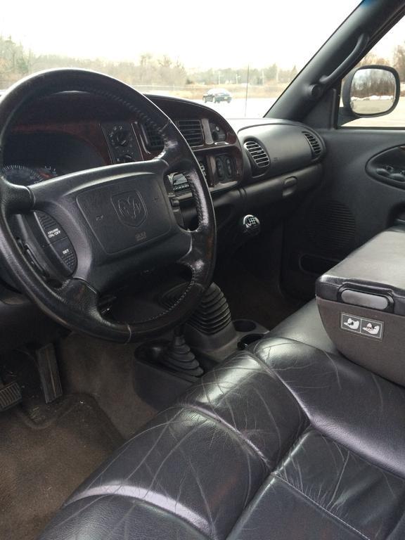 driver side interior.jpg