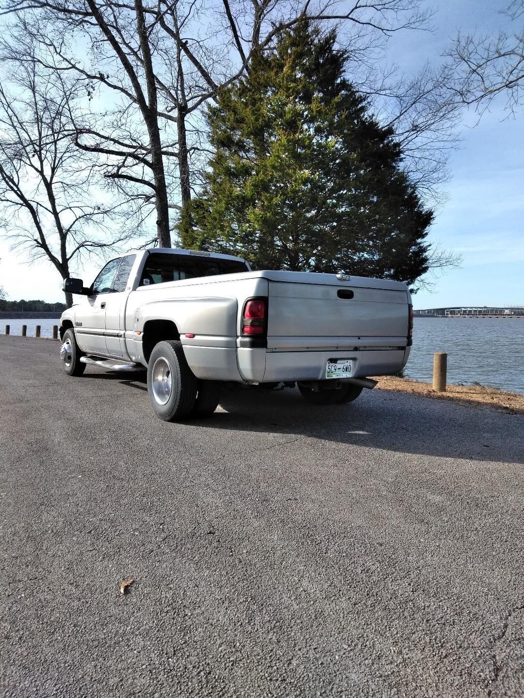 dually rear.jpg