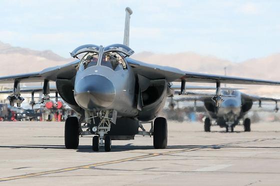 F111sTaxying.jpg