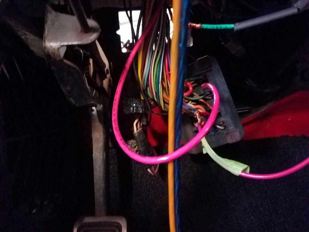 Firewall-fuse-panel.jpg
