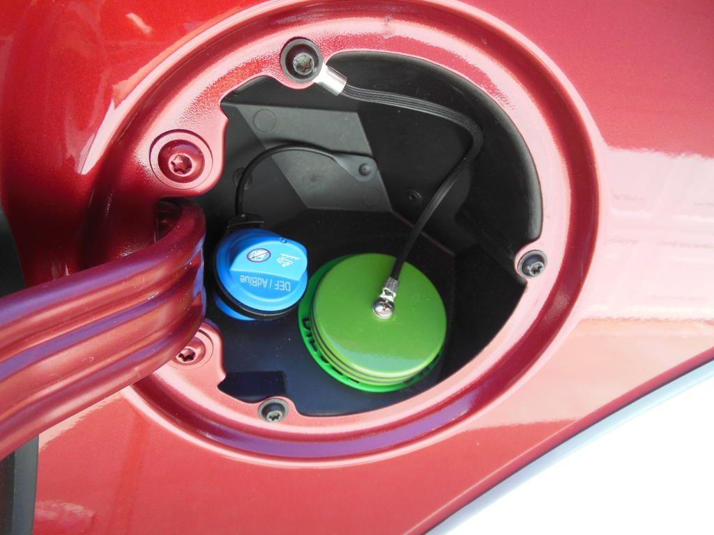 Fuel cap 1.jpg