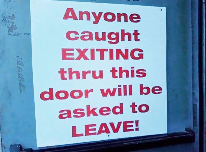 funny-captain-obvious-signs-5-591c57ec0b09c__700.jpg.96bf22ffeea5ec1495df942ceae25c1f.jpg