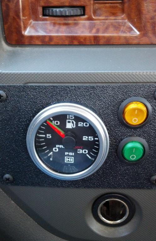Hewitt Dual Pressure Fuel Gauge.jpg