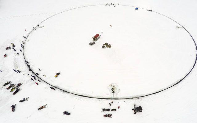 ICE_CAROUSEL_23062814-e1523230845271-640x400.jpg