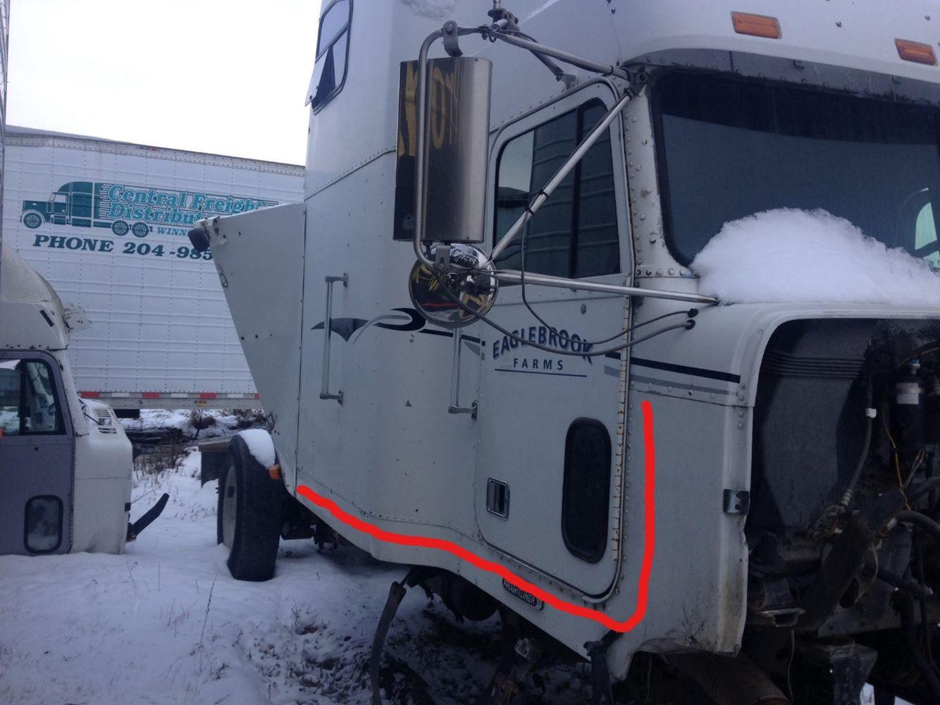 Inked1997-Freightliner-FLD120-Cabs-OTych3SLmqtR_f_LI.jpg