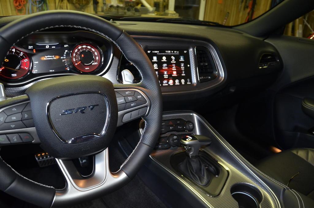 Interior 2.jpg