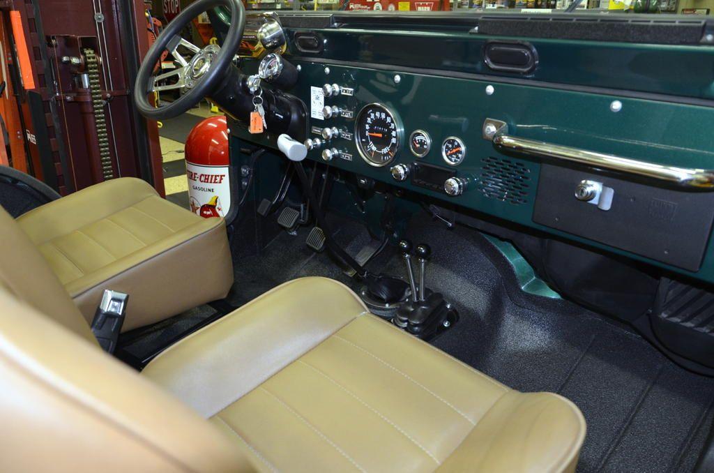 Interior.jpg