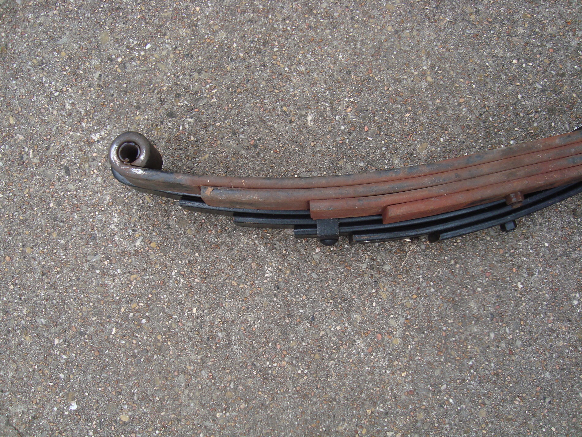 leaf springs.JPG