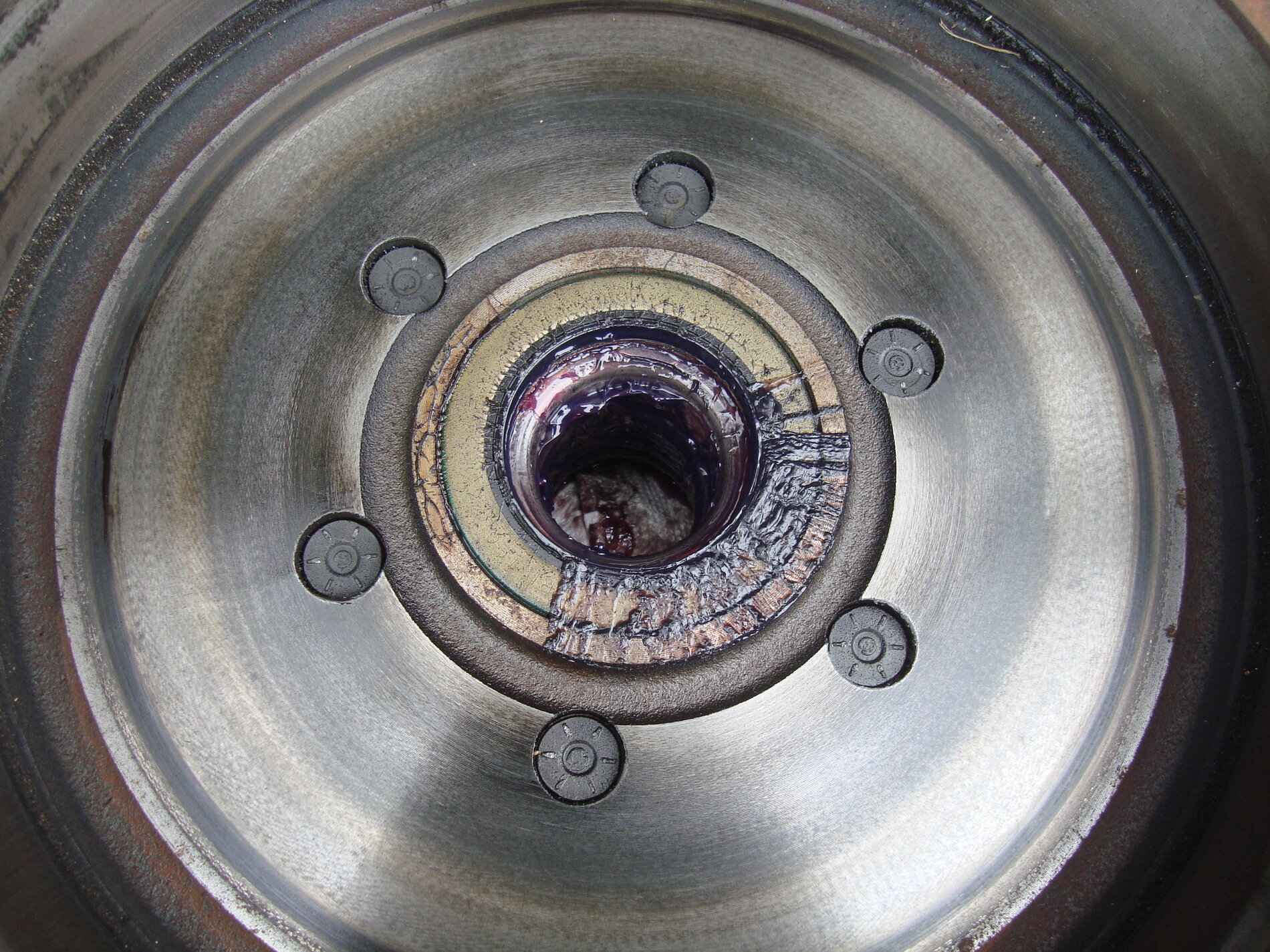 leakage 5-25-16.JPG