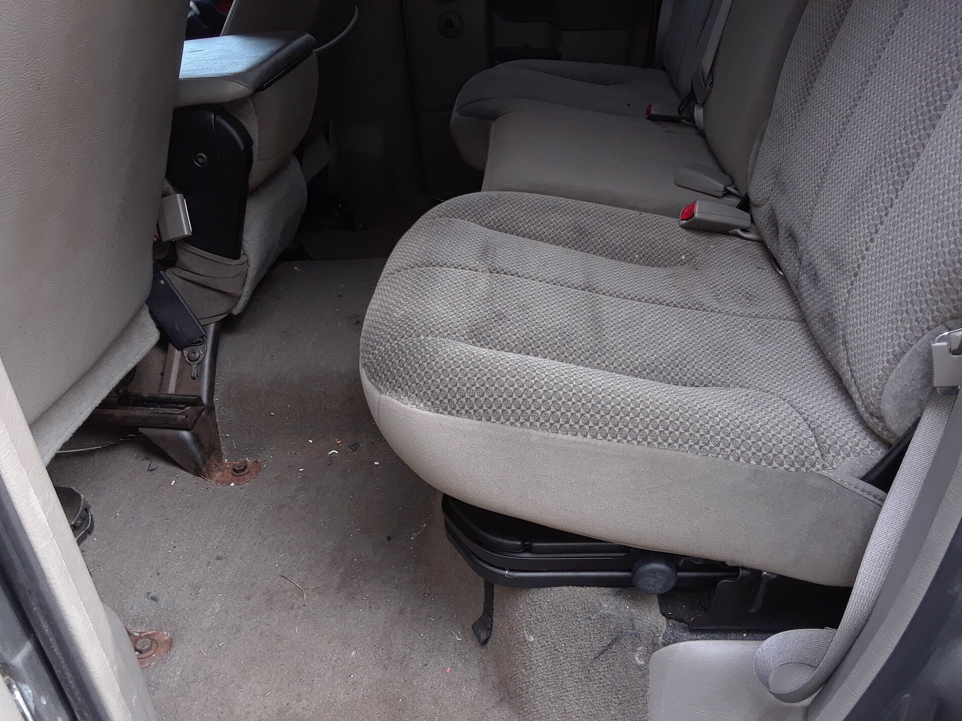 left rear seat.jpg