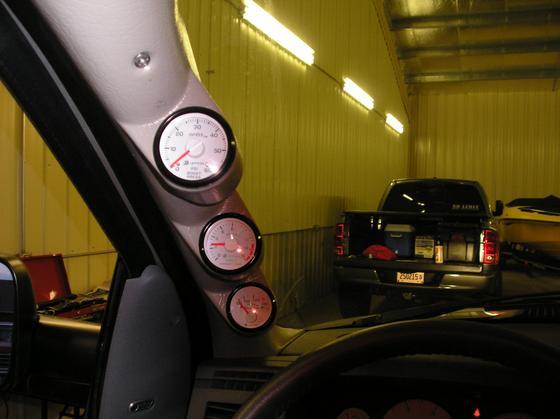 Mar15_08 Gauge install_7.jpg