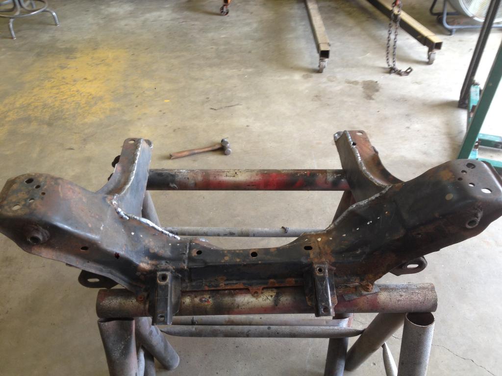 miata subframe 001.jpg