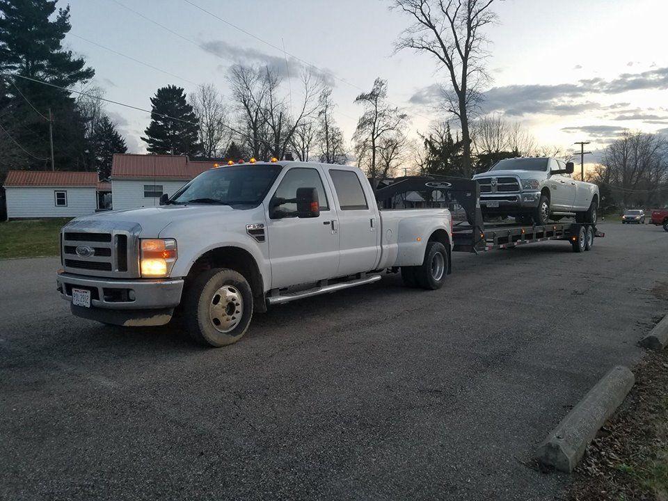 mikes ford towing his ram.jpg