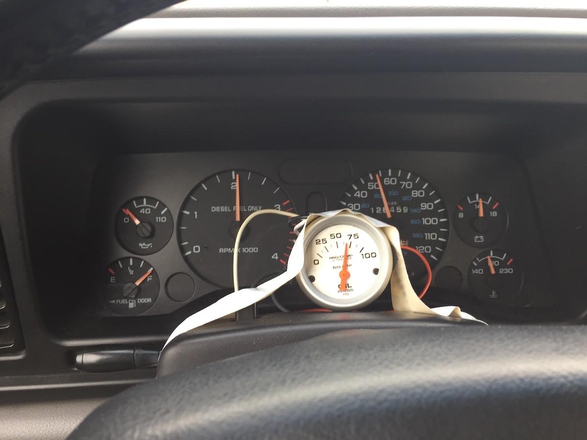 Oil pressure-3.JPG