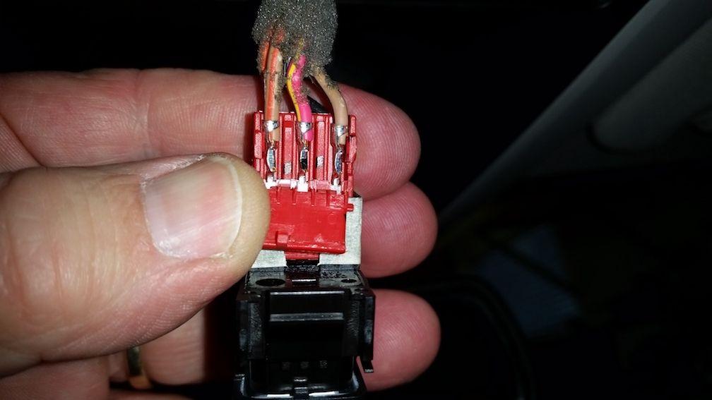 power and feed wires to window motor II.jpg