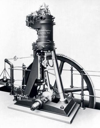 R-Diesel-3---early-engine.jpg