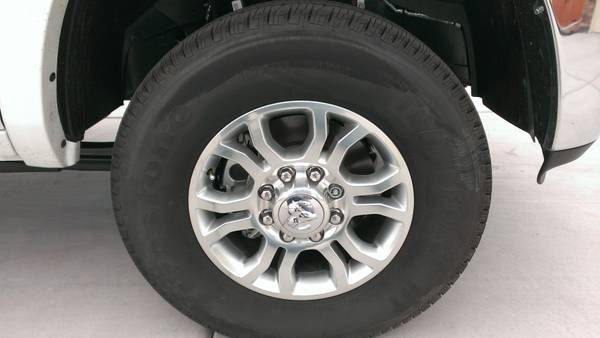 ram3500wheel1.jpg