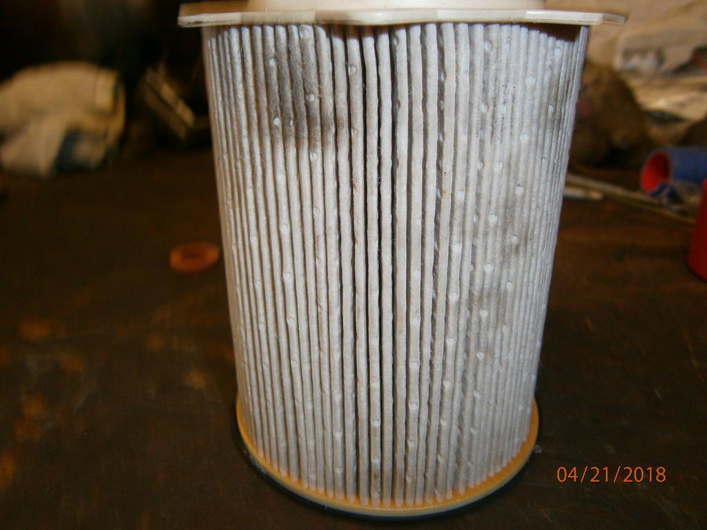 secondary fuel filter 002.jpg