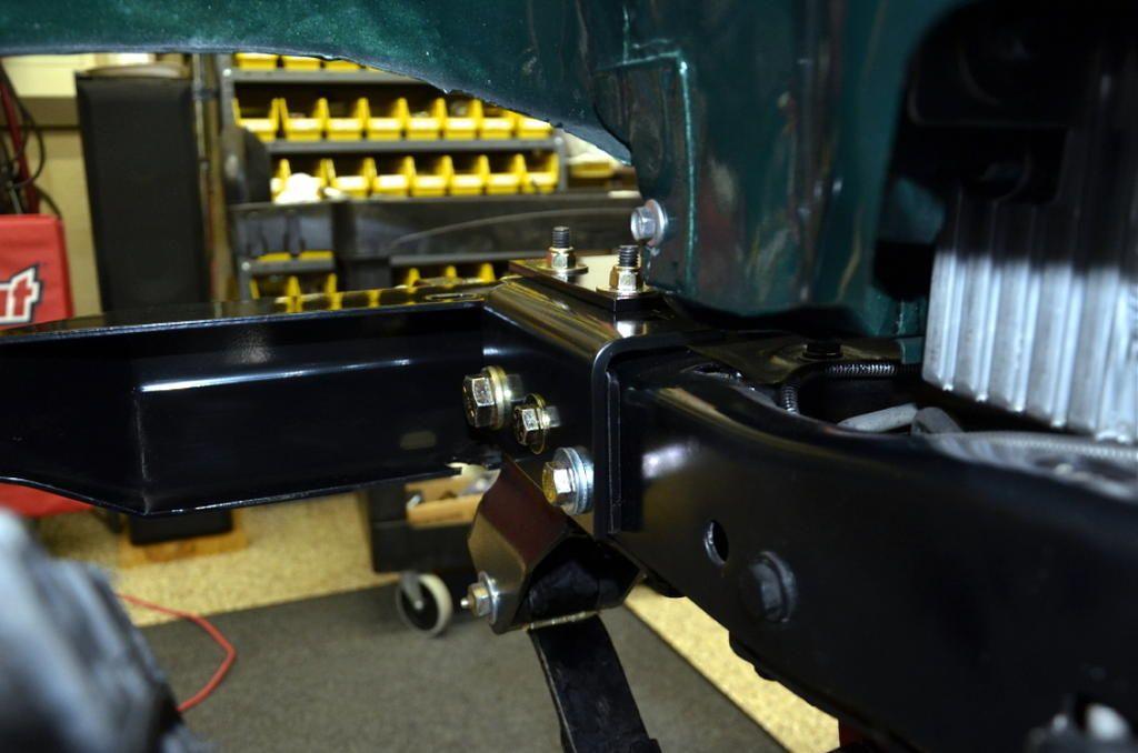 Shackle Reversal Winch Mod  Bolts.jpg