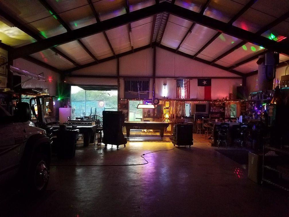 shop 1.jpg