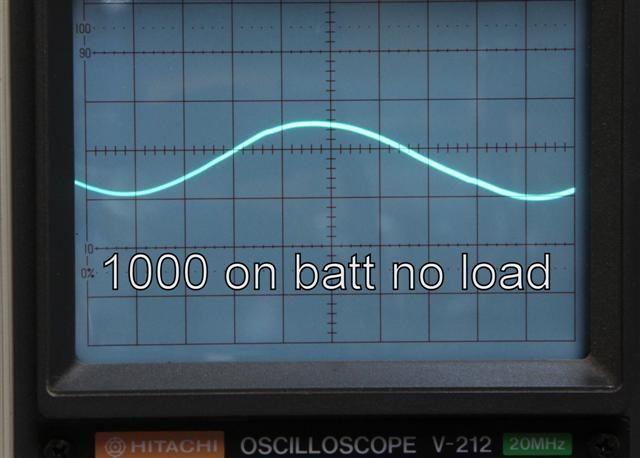 smartups 1000 on batt no load.jpg