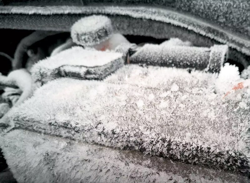 snow-on-battery.jpg