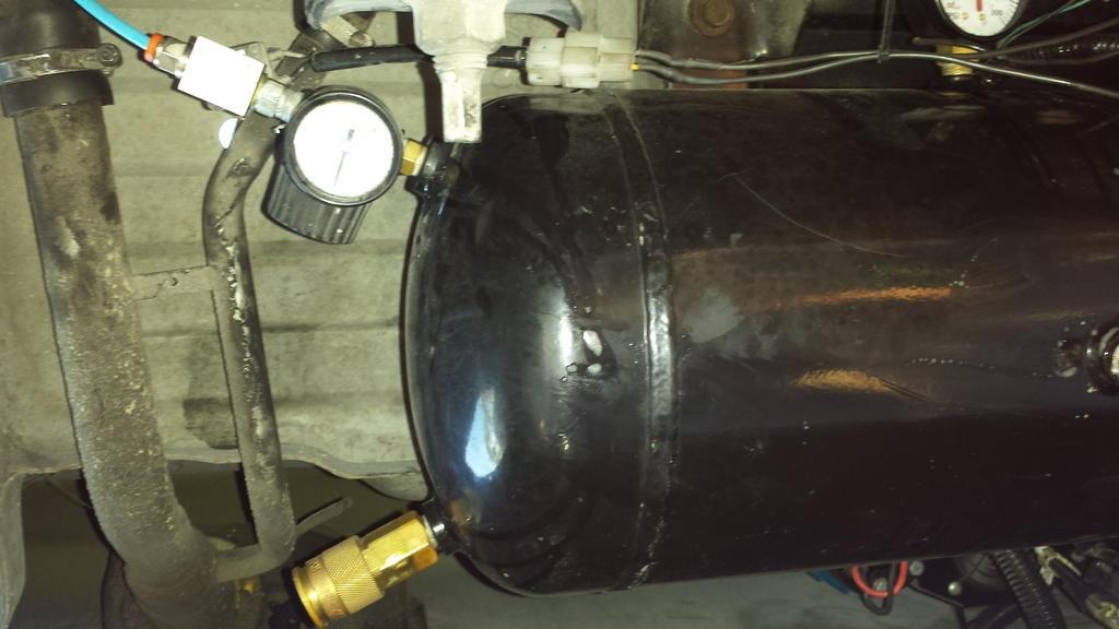 Tank regulator.jpg