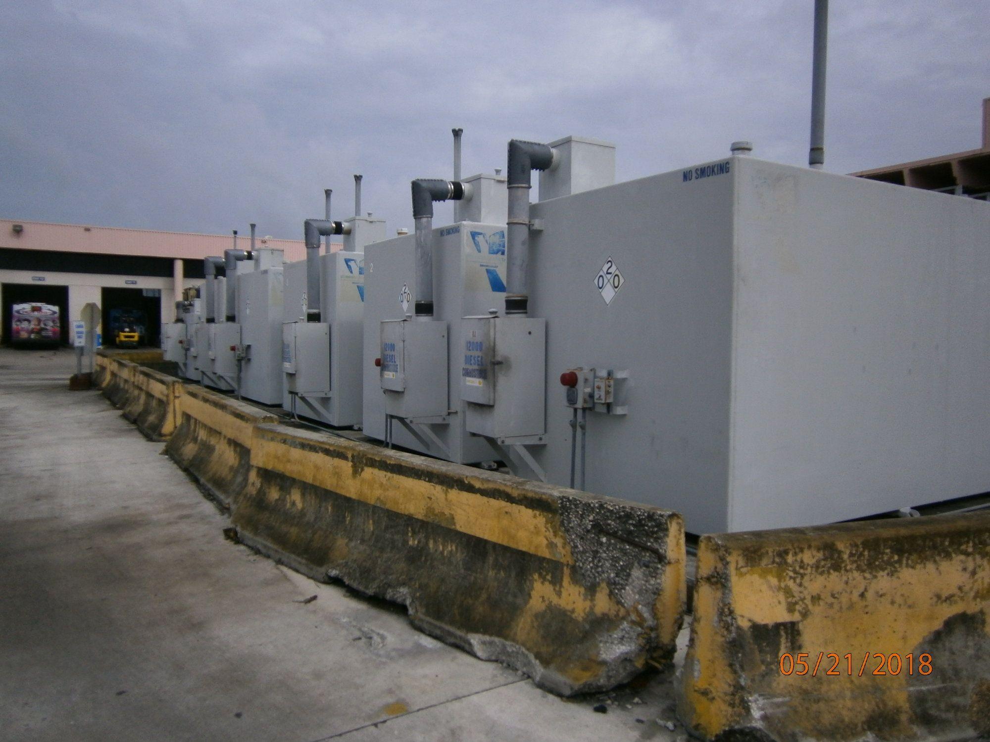 tanks 002.JPG