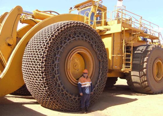 tire chains.jpg