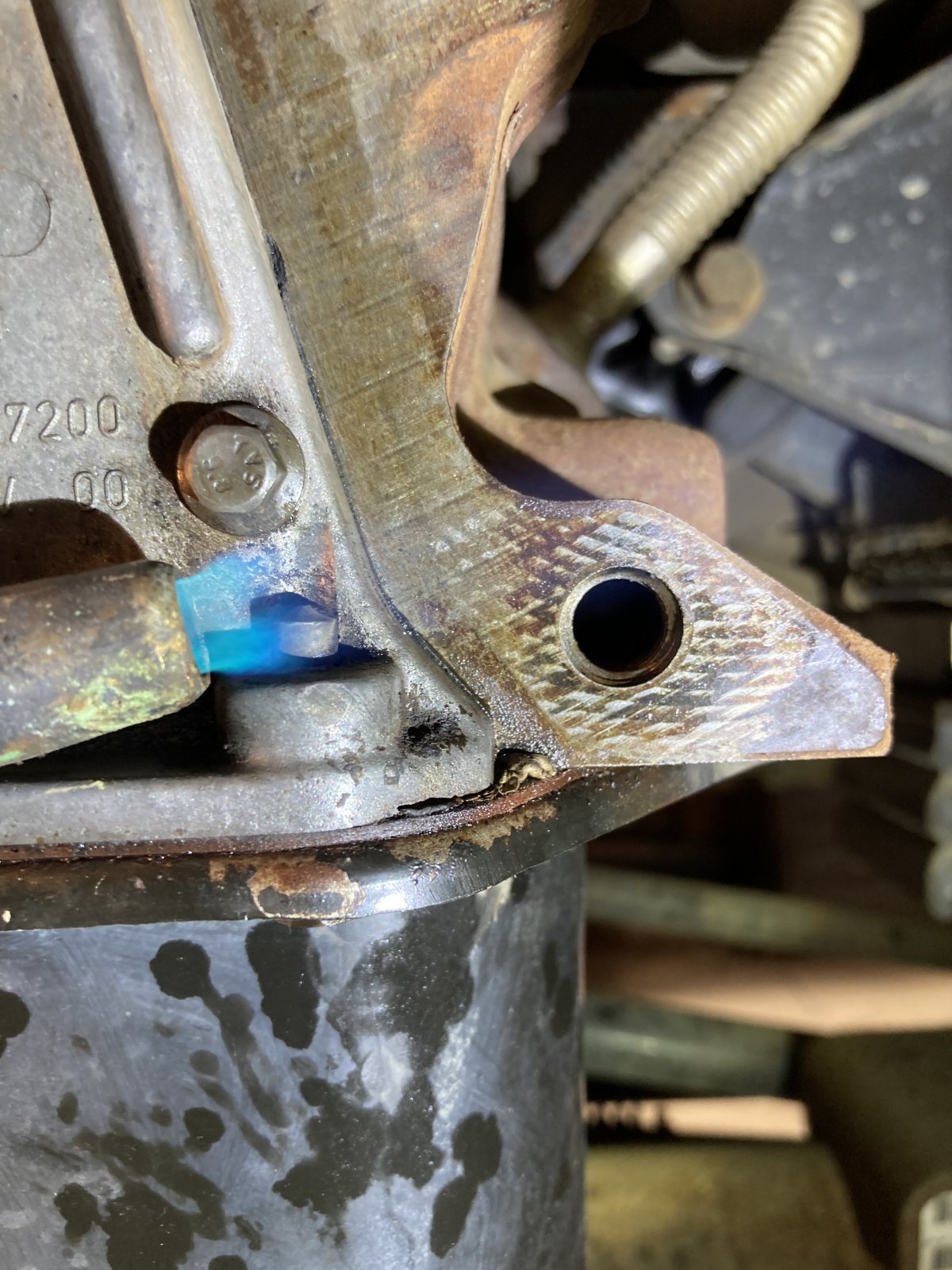 torch oil pan bolt.JPG