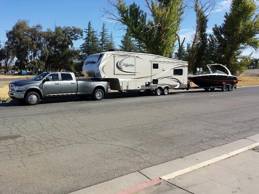 Truck.trailer,boat2.jpg